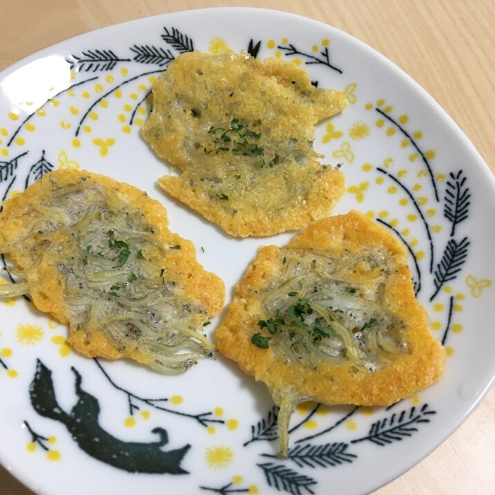 幼児食にも！しらすとチーズのパリパリせんべい